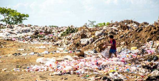 plastic_bags_in_landfill